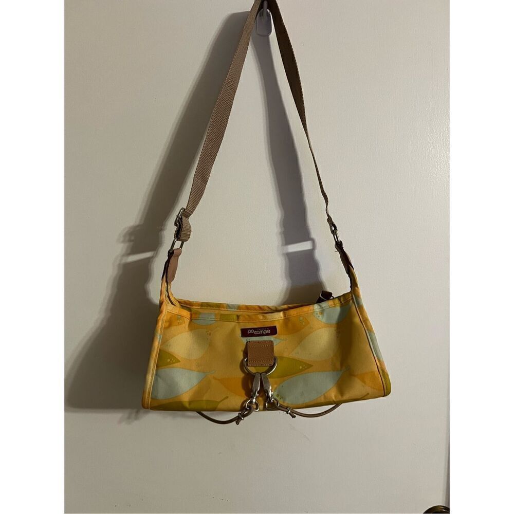 Po Campo Pilsen Bungee Handbag Medium Size With Bungee Bottom for Yoga Mat or? Y